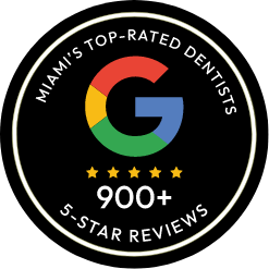 900+ 5 star reviews stamp